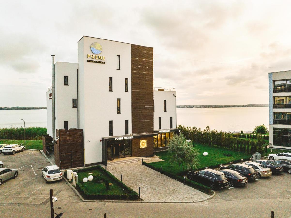 ホテル Poeme Mamaia Retreat エクステリア 写真